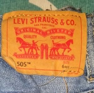 Levi jeans